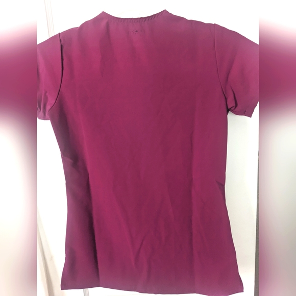 Jockey Women's Classic Fit Tri Blend Solid Scrub Top - Picture 9 of 9